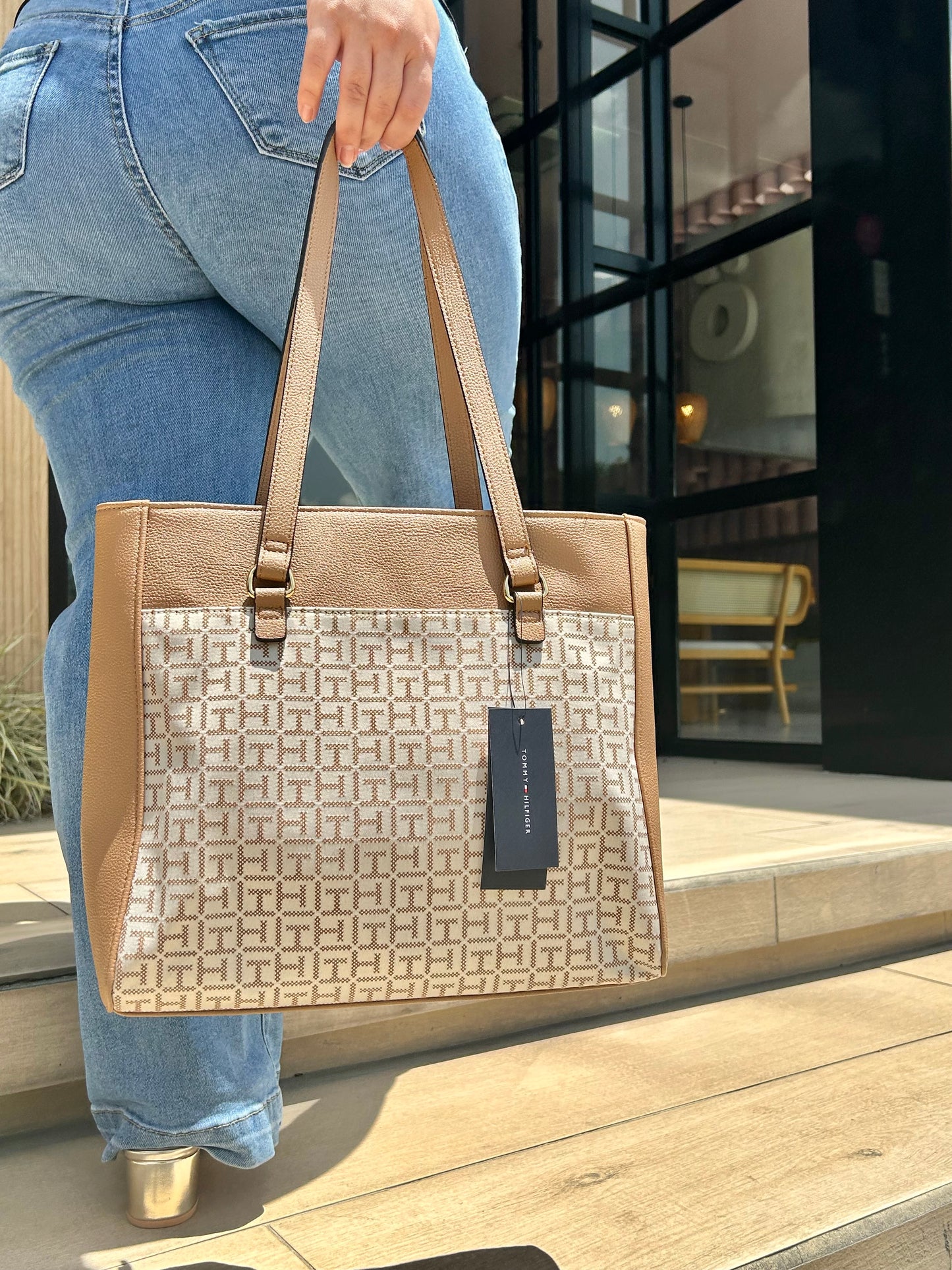 Tommy Hilfiger Tote con bolsa