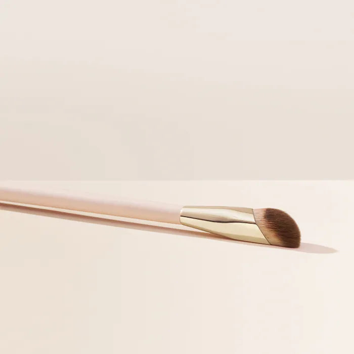 Rare Beauty Liquid Concealer Brush